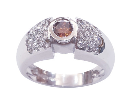 DIAMOND RING